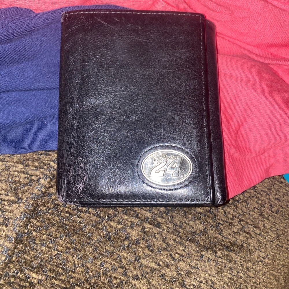 Mens nascar leather wallet